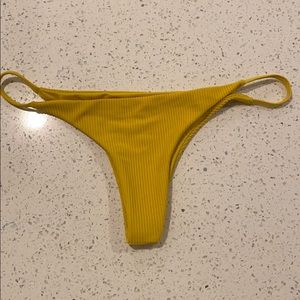 Frankie’s bikinis bottoms